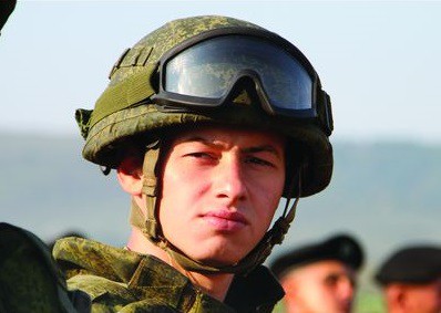 О преимуществах военной службы по контракту