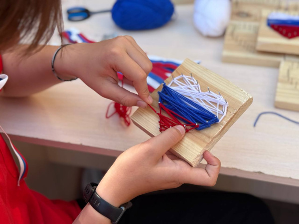 Батайск отметил День Государственного флага России