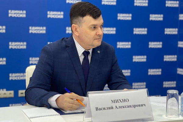 Личный прием граждан директором департамента по обеспечению деятельности мировых судей Ростовской области В.А. Михно
